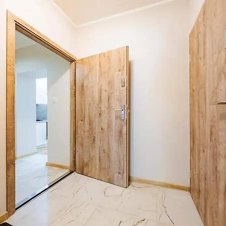 Apartament 47 Z Parkingiem Apartment *
